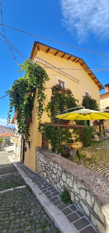 Villa Scaccia pensieri Cerchio Esterno foto