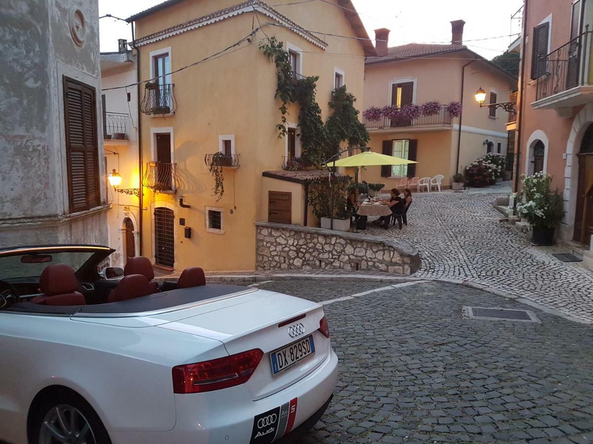 Villa Scaccia pensieri Cerchio Esterno foto