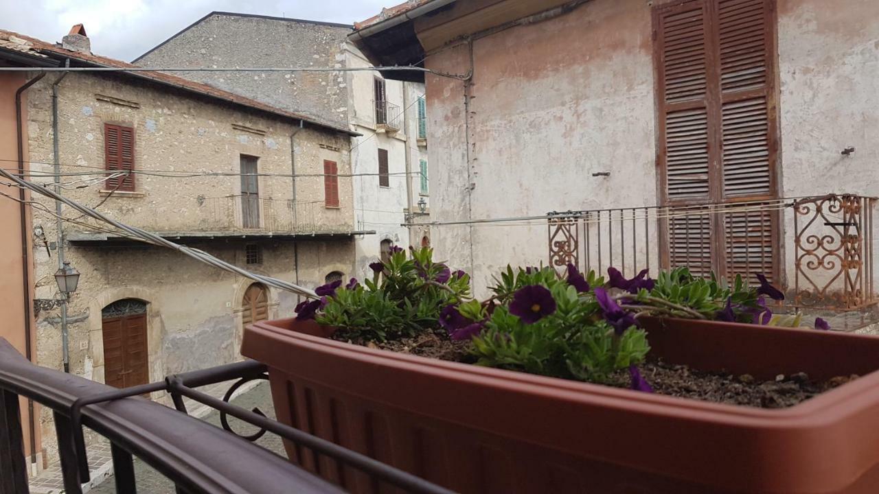 Villa Scaccia pensieri Cerchio Esterno foto