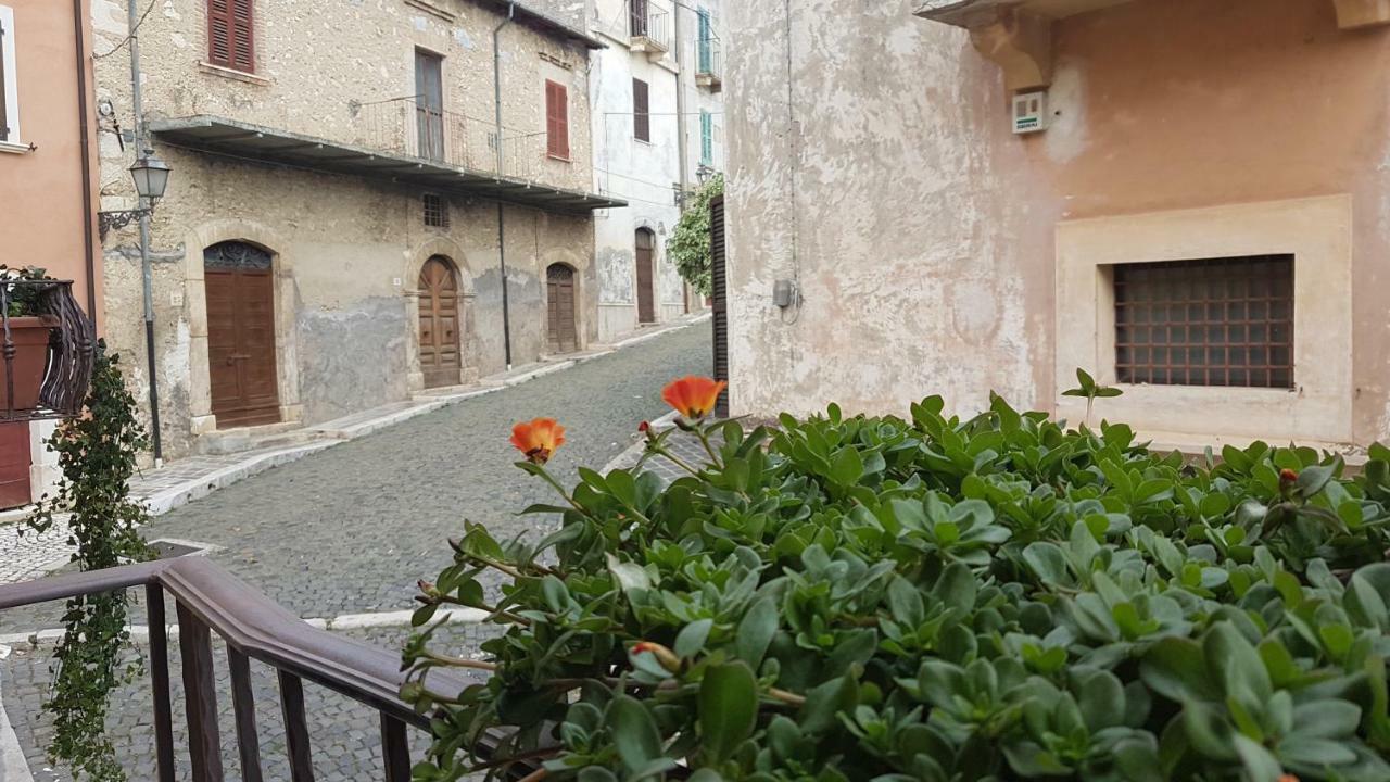 Villa Scaccia pensieri Cerchio Esterno foto