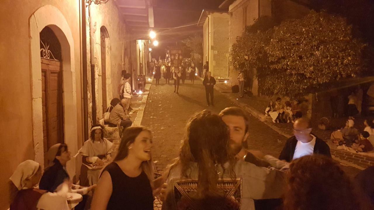 Villa Scaccia pensieri Cerchio Esterno foto